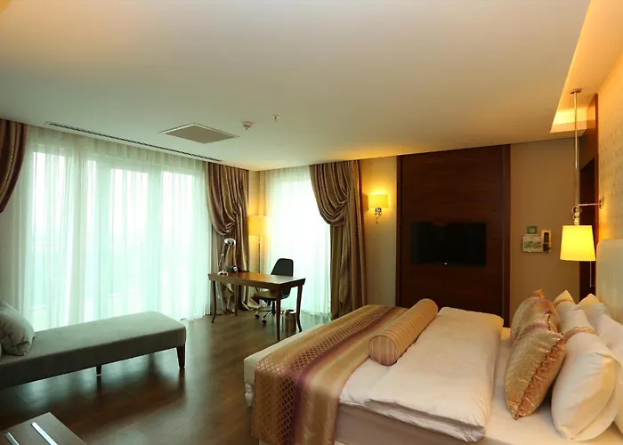 - Cukurambar By Ihg Otel 5*