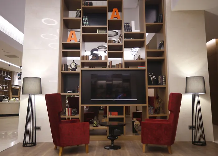 ホリデイ ククラムバル 5* アンカラ